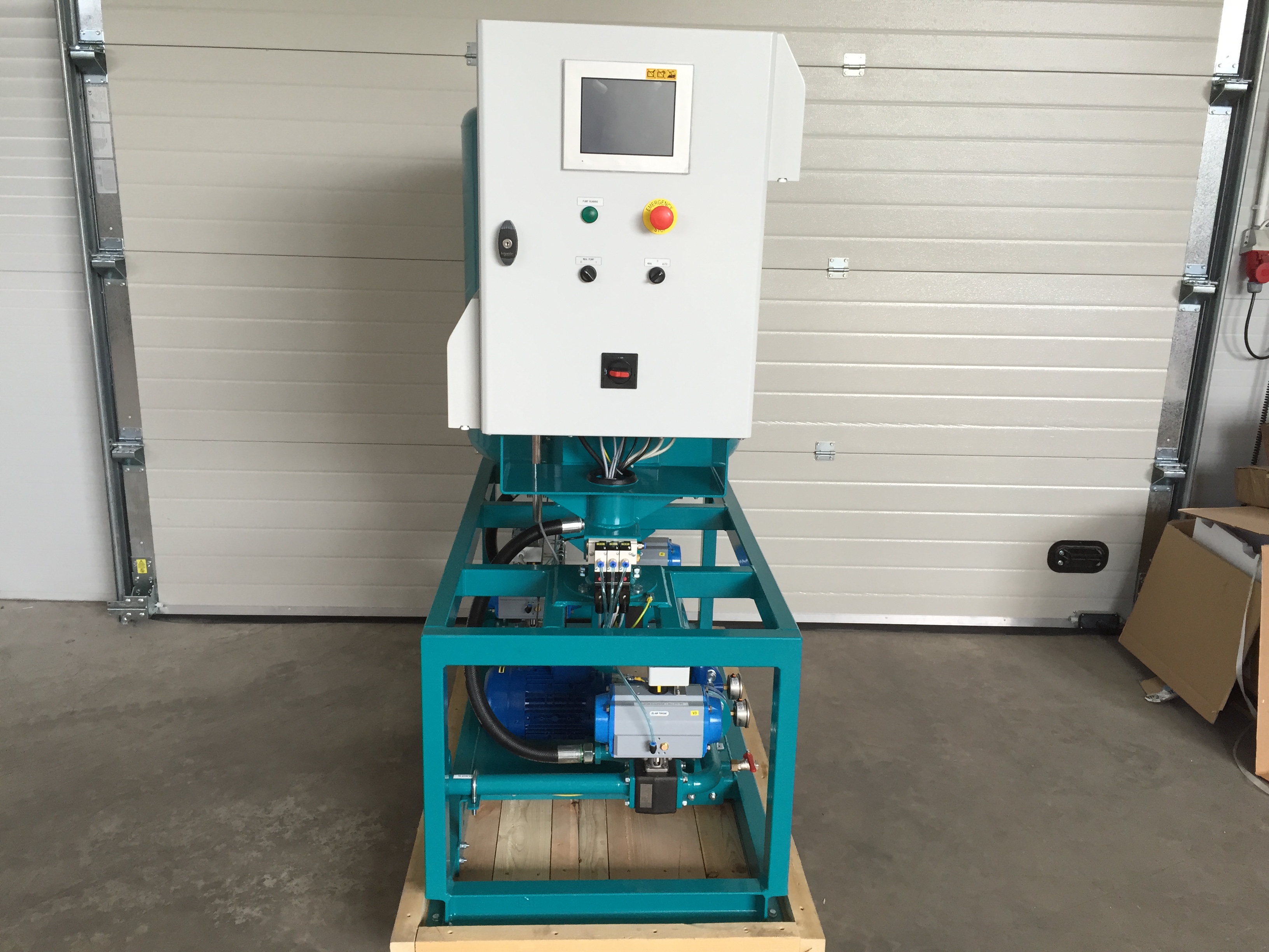 Modular skids for maritime industry
