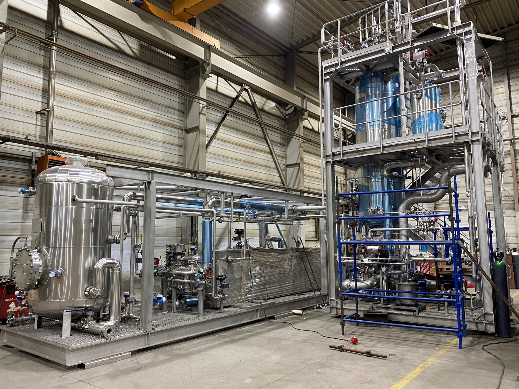 Modular skids for chemical industry
