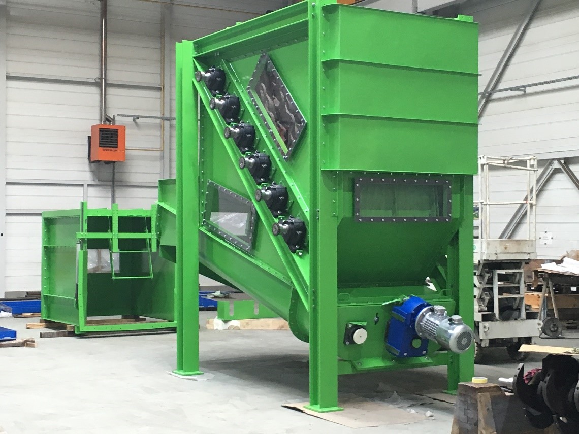 Biomass handling equipment